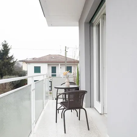 Apartment 10' Train Station, Royal X4, At 50 Mt From Atlantic Terme *