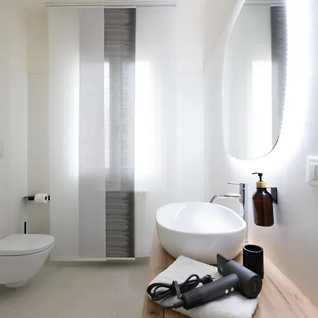Apartment 10' Train Station, Royal X4, At 50 Mt From Atlantic Terme *